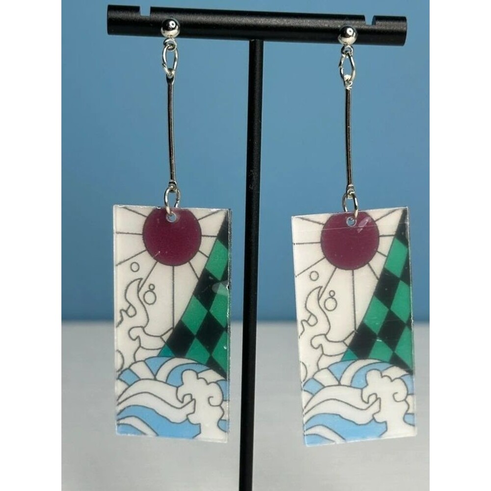 Dangle earrings NWOT
